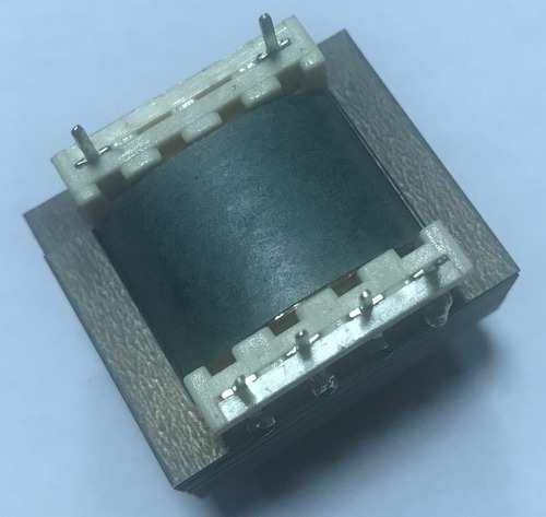 Imagem 1 de 5 de Transformador Terminais 110v/220v Saida 9v 200ma