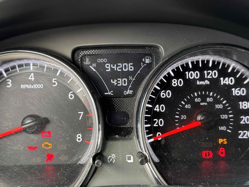 Nissan Versa 1.6 16V FLEX SV 4P MANUAL