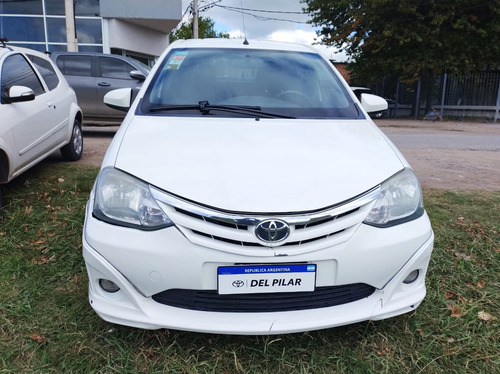 Toyota Etios 1.5 XLS 5P L13