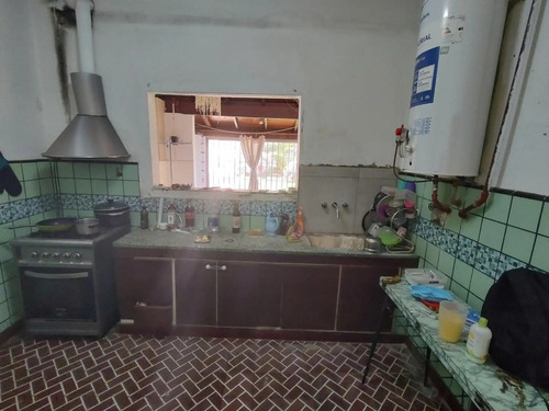 Casa 3 Ambientes Con Patio Y Parrilla, Constitución 400 Merlo Pcia Bs As