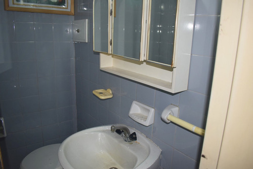 Venta Semipiso En Caballito Al Frente Con Baulera