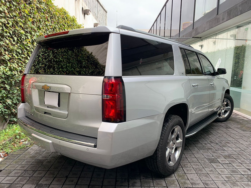 Imagen 5 de 15 de Chevrolet Suburban 2016 5.3 V8 Ltz Piel 2 Fila Asientos 4x4