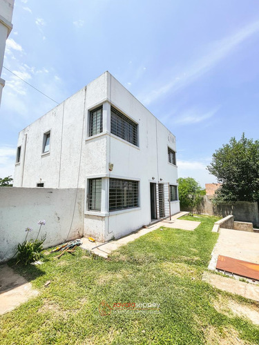 Duplex En Venta/alquiler En Villa Allende - 2 Dormitorios - Cochera, Asador Y Pileta - Seguridad