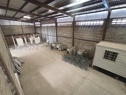 Galpón Nave Industrial Almacén Bodega Comercial En Venta En A Unos Metros De La Avenida Internacional Turmero Maracay Cuenta Con Tanque Subterráneo De Agua Área De Carga Y Almacenamiento Nela 23-139