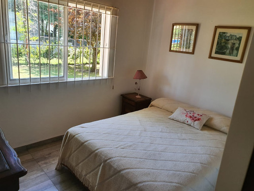 Imagen 9 de 20 de Hermosa Casa Quinta Con Quincho Y Pileta.