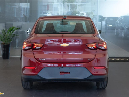 Chevrolet Onix plus 1.0 Lt 4p