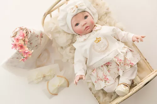 Boneca Bebê Reborn Barata Com Acessórios e Membros Silicone na
