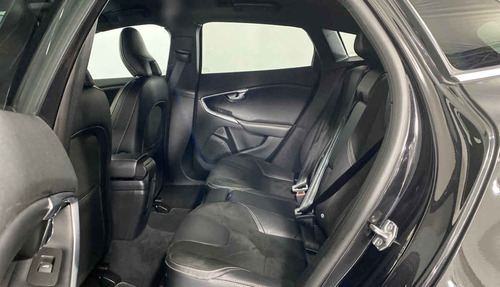 Imagen 10 de 15 de 122180 - Volvo V40 2018 Con Garantía
