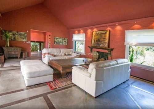 Imagen 5 de 17 de Venta De Casa 6 Dormitorios En La Barra