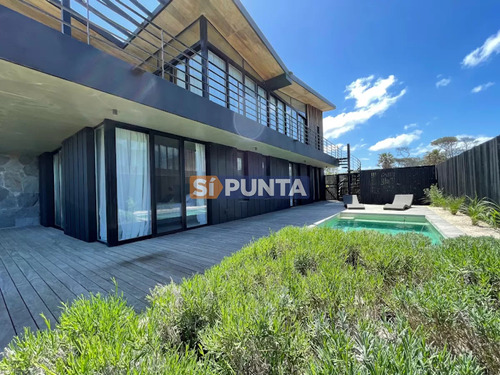 Excelente Casa De 3 Dormitorios En Barrio Privado - La Juanita, José Ignacio