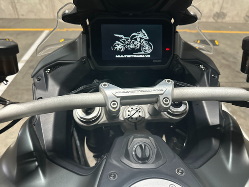 Ducati Multistrada V4 S 1200cc 14,000 Km Año:2022