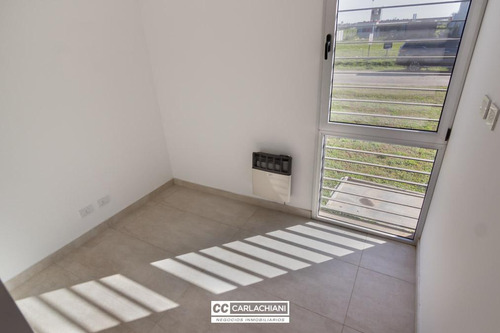 Casa En Venta Funes Don Mateo - Estrenar 3 Dormitorios