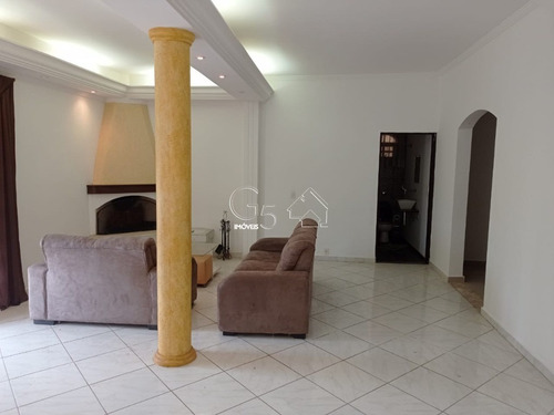Imagem 22 de 30 de Belísssima Casa Para Locação No Jardim Paulista - Jundiaí/sp. 3 Suítes Sendo 2 Com Closet, 1 Sala De Tv, De Estar Com Lareira E Jantar, 1 Cozinha, 1 Escritório, 1 Lavabo. 4 Vagas - Ca00581 - 69999774