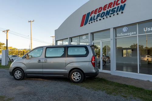 Imagen 2 de 12 de Hyundai H1 2.5 Premium 1 170cv At