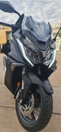 Imagen 3 de 11 de Kymco Ak 550 /2021 / 1.300 Km