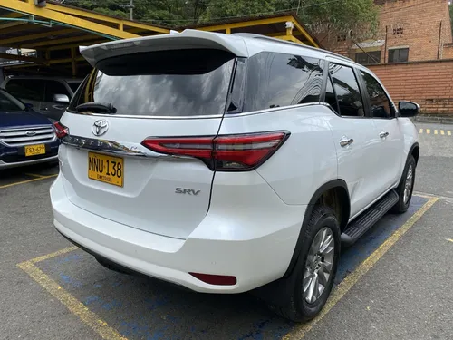 Toyota Fortuner 2.4 Srv Diesel At 4x2 2024
