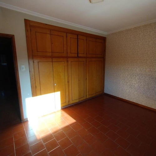Casa En Venta En Lomas De Zamora, G.b.a. Zona Sur