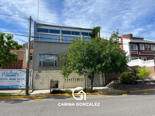 Imagen 2 de 30 de Oficina Sargento Cabral Al 600 - Neuquén Capital