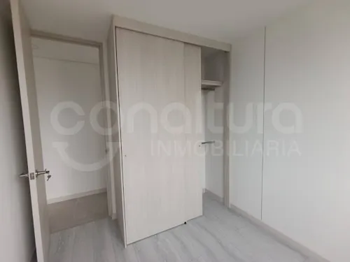 Apartamento En Arriendo Los Colores 472-7082