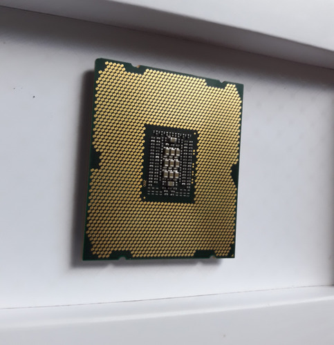Procesador Intel Xeon E5-2689 3,6 Ghz 8 Nucleos 16 Hilos (Usado)