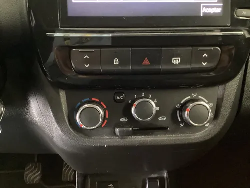Renault Kwid 1.0 Iconic Mt