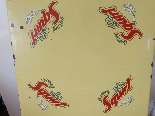 Mesa Refresco Squirt Quita Sed ¡ El De Toronja Con Jugo ! 80 (Usado)