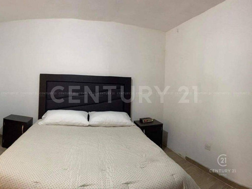 Imagen 3 de 3 de Departamento En Renta En Jardines Del Saucito