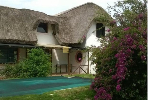 Imagen 2 de 15 de Venta De Casa De 3 Dormitorios En Pinares