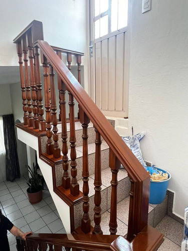 Venta De Casa En Santa Ana Tlapaltitlán Toluca A Dos Cuadras De Comonfort