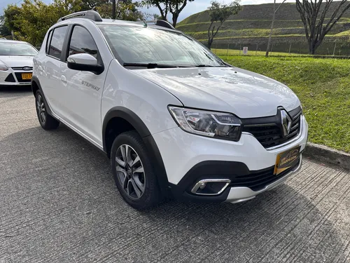 Renault Stepway 1.6 Dynamique / Intens Automática
