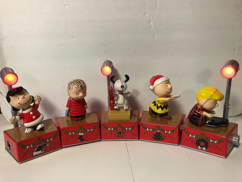Snoopy Hallmark Set De Ornamentos Navideños (Usado)