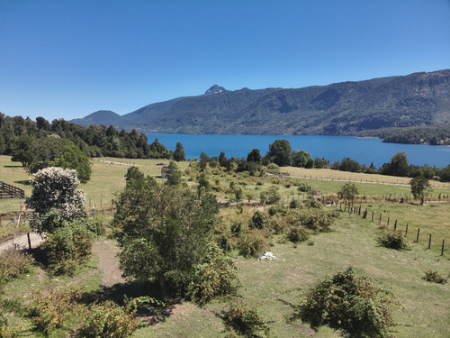 Terreno Con Orilla De Playa En Lago Rupanco