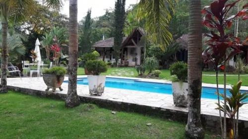 Imagem 11 de 14 de Chácara Ampla Em Itariri Com Piscina, 4 Quartos, Nascente