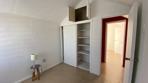 Buena Casa Con Depto Interior, Sector Los Condores Thno