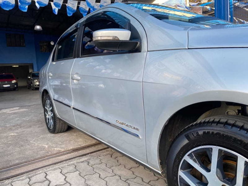 Volkswagen Voyage Comfortline 1.6 Total Flex 4p