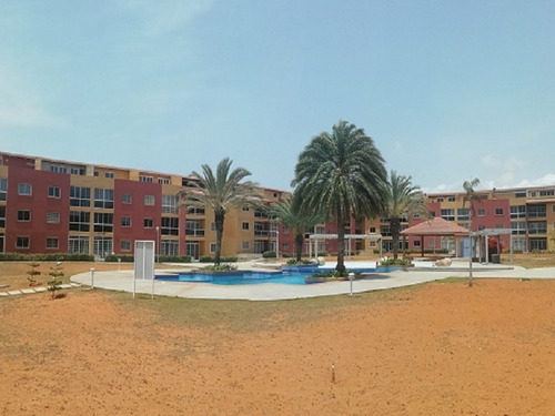 Imagen 2 de 12 de Apartamento En Planta Baja Cerca Del Sambil - Pampatar