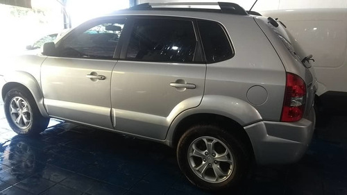 Imagem 8 de 8 de Hyundai Tucson 2015 2.0 Gls 4x2 Flex Aut. 5p