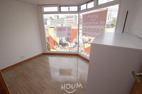 Imagen 1 de 10 de Apartamento En La Catedral, La Candelaria. 2 Habitaciones, 46 M²