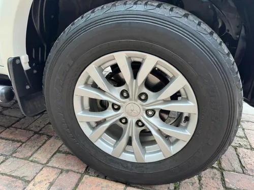 Mitsubishi Nativa 3.0l Sport Fl