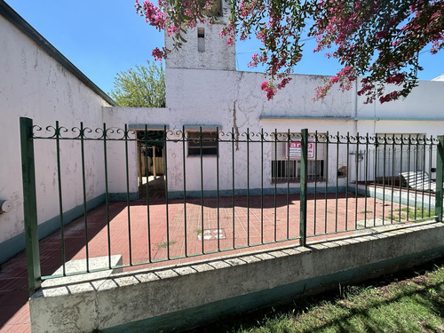 Casa A La Venta En Barrio Sarmiento El Bagual 462