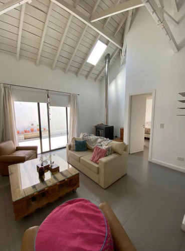 Oportunidad Casa 2 Ambientes Cochera Escucha Oferta