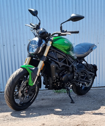 Benelli 752 S