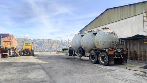 Galpon Fabrica Industral En Venta La Victoria Zona Industrial 5800m2 Depositos Oficinas Area Taller Carga Y Descarga Pesada Vigilancia Estef 22-12781