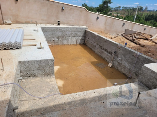 Imagem 2 de 21 de *** Chácara Com 03 Dormitórios Em Condomínio ***