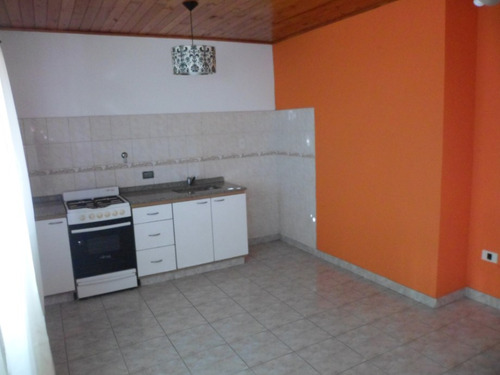 Duplex En Alquiler En Lujan Centro