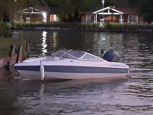 Imagen 9 de 18 de Lancha+ Motor Yamaha 70hp4t 1*mano Nuevo Precio Sin Trailer