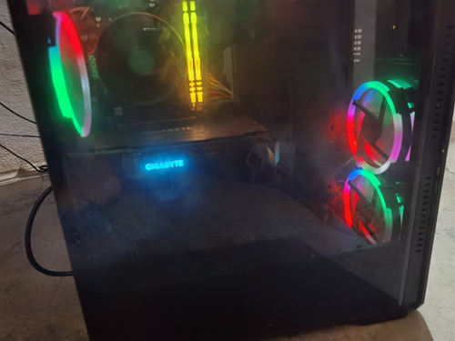 Pc Amd Ryzen 5 3400g Con Monitor, Telcado Y Mouse (Usado)