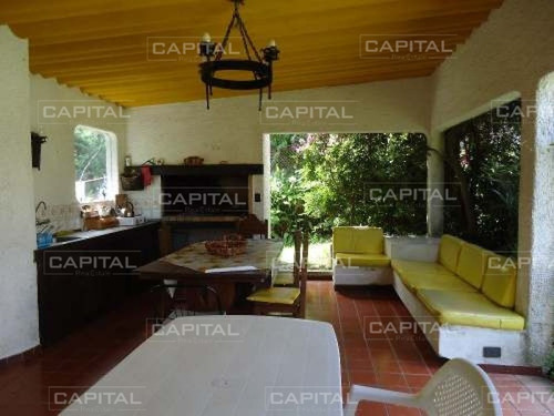Casa En Mansa, 4 Dormitorios *- Ref: 25319