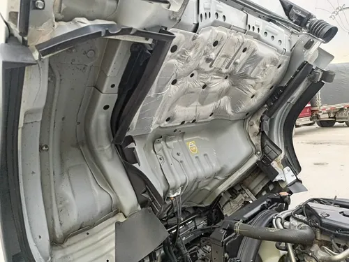 Como Nueva Chevrolet Nqr 2023 Furgon Carga Seca Con 30.000km