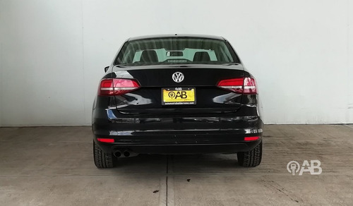 Imagen 5 de 10 de Volkswagen Jetta 2017 2.0 Tiptronic At
